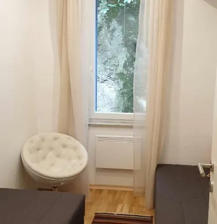 Apartman Kaza In Center, With Terrace, Private Parking, Step To The Sea *