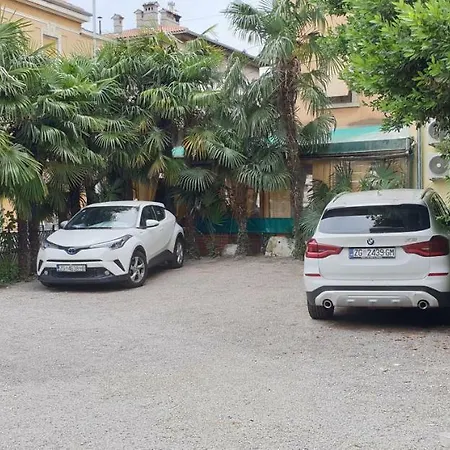 Apartman Kaza In Center, With Terrace, Private Parking, Step To The Sea *